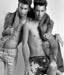 Dupont Twins!! 60b9854e46b2b.jpg