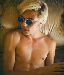 Usual Suspect Lucky Blue!!  60ba3bf263979.jpg