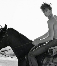 Usual Suspect Lucky Blue!!  60ba3c0780596.jpg