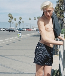 Usual Suspect Lucky Blue!!  60ba3c31cdad5.jpg