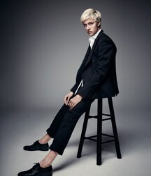 Usual Suspect Lucky Blue!!  60ba3c42beece.jpg