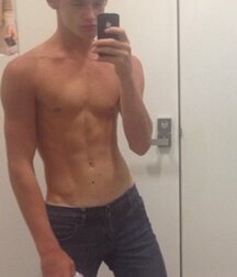 Selfie Hotties!!  60ba3c7d3c68c.jpg