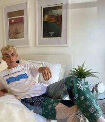 Bday Boy Lewys!!  60beb4bbb424d.jpg