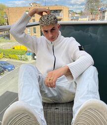 Bday Boy Lewys!!  60beb4d8b6be5.jpg