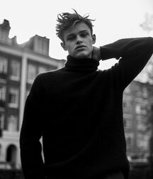 Hot Model Bram!!  60bff45375d3e.jpg
