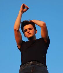 Hot Model Grant!!  60c2aad578c5f.jpg
