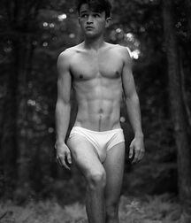 Hot Model Grant!!  60c2aae4da023.jpg