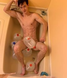 Hot Model Andrew!!  60c2b291bb0b6.jpg