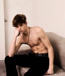 Model Boy Christopher!!  60c3df8d5bb59.jpg