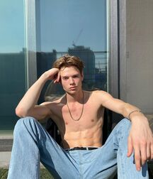 Model Boy Christopher!!  60c3dfa59c9da.jpg