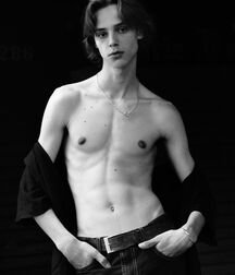 Model Boy Huug!!  60c40ae584f50.jpg