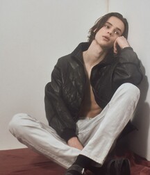 Model Boy Huug!!  60c40af36eb92.jpg