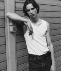 Model Boy Huug!!  60c40afec8827.jpg