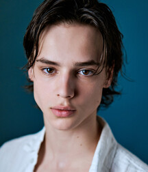 Model Boy Huug!!  60c40b0b1f4f5.jpg