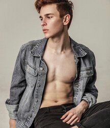 Random Hotness!!  60c416506c295.jpg