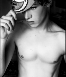 Black N White Files!! 60c44965dea16.png