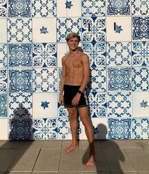 Usual Suspect Aydin!!  60c556236e638.jpg