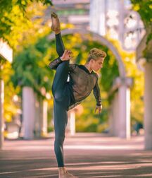 Aydin In Motion... 60c55cec976d0.jpg