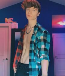 Tik Tok Hottie Rhys!!  60c56ff510ef0.jpg