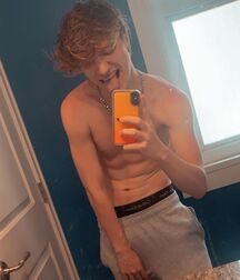 Tik Tok Hottie Rhys!!  60c56ffc5e304.jpg