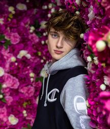 Tik Tok Hottie Rhys!!  60c5701281562.jpg