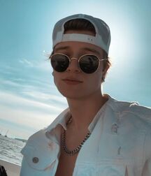 Tik Tok Hottie Rhys!!  60c57034f283e.jpg