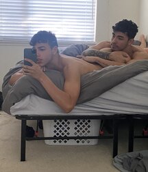 Random Hotness!!  60c9198cbe14e.jpg