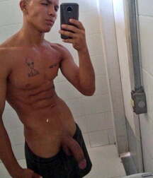Random Hotness!!  60c919f4cea7f.jpg