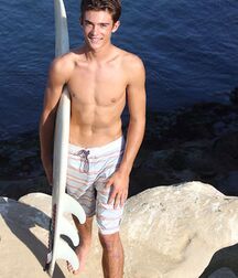 Model Boy Griffin!! 60cbdfba6756e.jpg