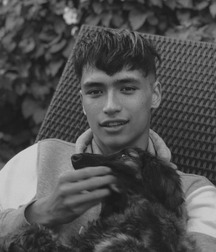 Model Boy Brad!!  60cc1216637a8.jpg