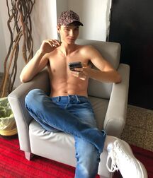Model Boy Jonah!!  60cdea939b251.jpg