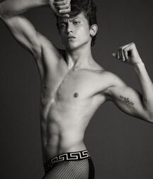Random Hotness!!  60ce915505cf7.jpg