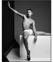 SExy Model Lucca!!  60cf4f5253588.jpg