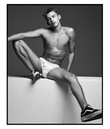 SExy Model Lucca!!  60cf4f55ebf3e.jpg