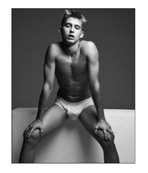 SExy Model Lucca!!  60cf4f57a4ad4.jpg