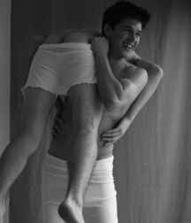 Bare Boys!!  60cf54539d733.jpg
