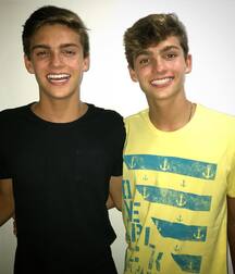 The Scribel Twins!!  60cfd90583fa6.jpg