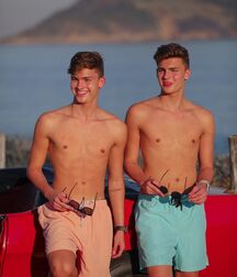The Scribel Twins!!  60cfd95150fb9.jpg