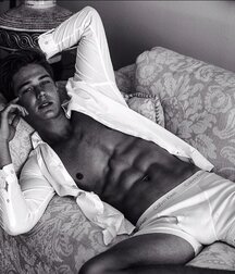 Hot Model Tommy!!  60d127a5b51e2.jpg