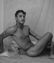 Bare Boys!! 60d132c3bb3e9.jpg