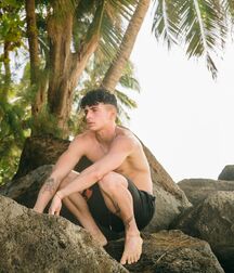 Bday Boy Zach!!  60d1ba47a7e9d.jpg