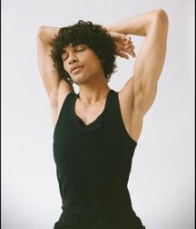 Super Model Dylan!! 60d4ea118fe2d.jpg