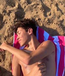 Tik Tok Hottie Tayden!!  60d52a50cb6a8.jpg