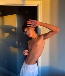Tik Tok Hottie Tayden!!  60d52a8de3fef.jpg