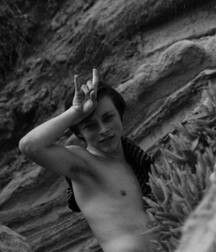 Usual Suspect Reid!!  60d88b58bd673.jpg