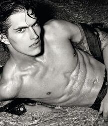 Random Hotness!!  60d8fdef7328c.jpg