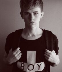 Random Hotness!!  60d8fdfe3f8b8.jpg
