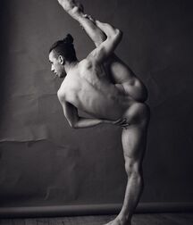 Bare Boys!! 60d90003e461a.jpg