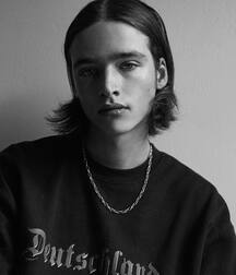 French Model Mael!!  60dbb3cd78340.jpg