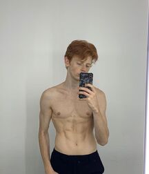 Pretty Ginger Daniil!!  60dbbadf7081b.jpg